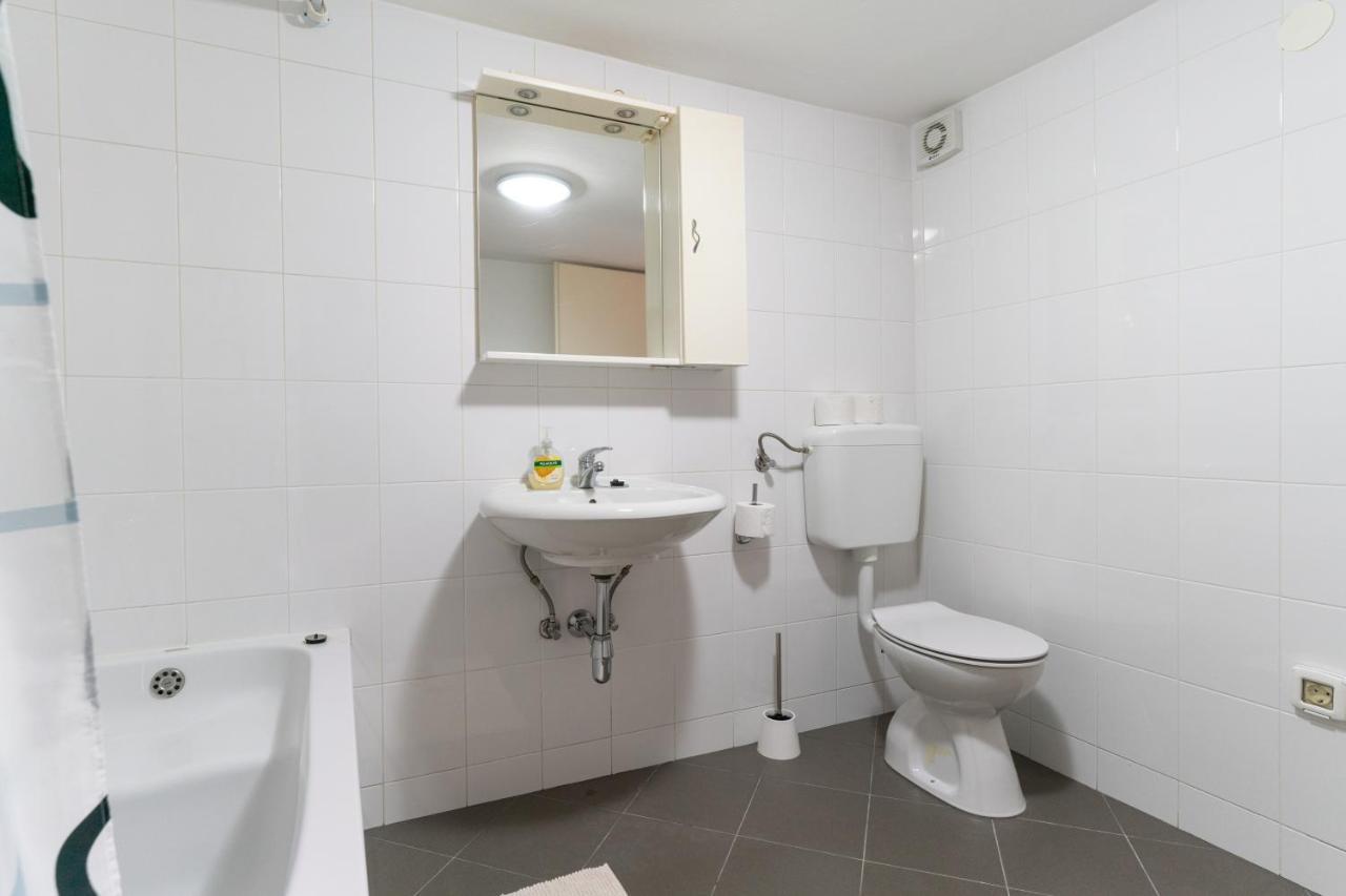 Apartment Milka ロヴィニ エクステリア 写真